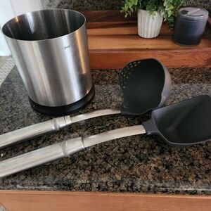 Pampered Chef tools and oxo tool caddy